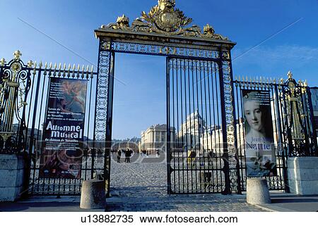 Versailles, Paris, France, Palace, Europe, Yvelines, Entrance gate to the Chateau de Versailles. View Large Photo Image Stock Photography - Versailles, Paris, France, Palace, Europe, Yvelines, Entrance gate to the Chateau de Versailles.. Fotosearch