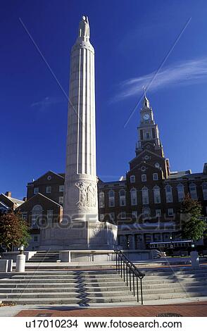 war memorial, Providence, Rhode Island, RI, County Courthouse and World War I Monument from Gardner Jackson Park in downtown Providence in the fall. View Large Photo Image Picture - war memorial, Providence, Rhode Island, RI, County Courthouse and World War I Monument from Gardner Jackson Park in downtown Providence in the fall.. Fotosearch
