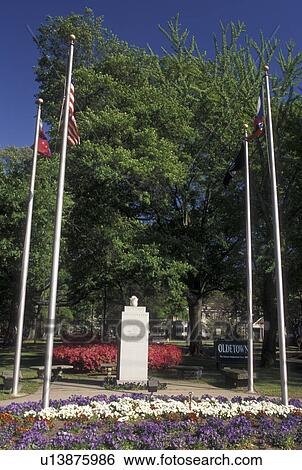 Stock Photograph -  Augusta, GA, Georgia, War Memorial on Broad Street in Augusta in the spring.. Fotosearch