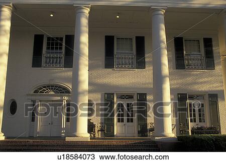 Baton Rouge, Louisiana, LA, Governor's Mansion, a sprawling plantation house, in Baton Rouge. View Large Photo Image Stock Image - Baton Rouge, Louisiana, LA, Governor's Mansion, a sprawling plantation house, in Baton Rouge.. Fotosearch