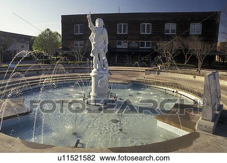 Baton Rouge, Louisiana, LA, Christopher Columbus Statue and fountain at Riverfront Park on the Mississippi River in Baton Rouge. View Large Photo Image Stock Image -  Baton Rouge, Louisiana, LA, Christopher Columbus Statue and fountain at Riverfront Park on the Mississippi River in Baton Rouge.. Fotosearch
