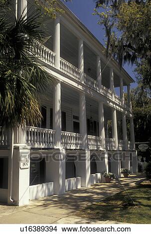 B&B, Beaufort, South Carolina, SC, The Rhett House Inn in the Historic District in the town of Beaufort in the spring. View Large Photo Image Picture - B&B, Beaufort, South Carolina, SC, The Rhett House Inn in the Historic District in the town of Beaufort in the spring.. Fotosearch