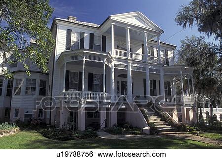 Stock Photograph -  Beaufort, South Carolina, antebellum, mansion, SC, Historic House in the Historic District in the town of Beaufort in the spring.. Fotosearch