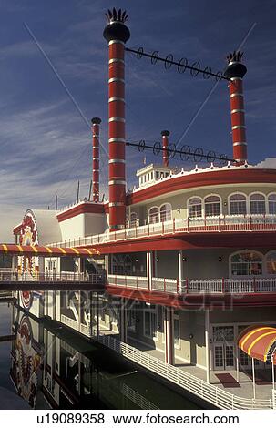 casino, riverboat, steamboat, Mississippi, Vicksburg, MS, Ameristar Riverboat Casino on the Mississippi River in Vicksburg. View Large Photo Image Stock Photo -  casino, riverboat, steamboat, Mississippi, Vicksburg, MS, Ameristar Riverboat Casino on the Mississippi River in Vicksburg.. Fotosearch