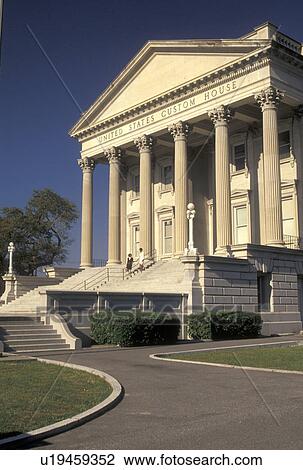 Charleston, South Carolina, SC, United States Custom House in downtown Charleston in the spring. View Large Photo Image Stock Image - Charleston, South Carolina, SC, United States Custom House in downtown Charleston in the spring.. Fotosearch