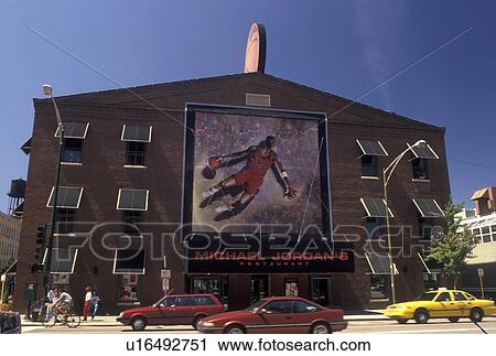 Stock Image -  Chicago, IL, Illinois, Wall mural of Michael Jordan outside Michael Jordan's Restaurant in downtown Chicago.. Fotosearch