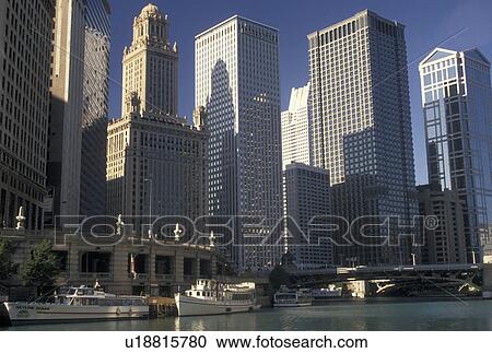 Chicago, IL, skyline, Illinois, Chicago River, A sightseeing tour boats docked along the Chicago River in downtown Chicago. View Large Photo Image Stock Image - Chicago, IL, skyline, Illinois, Chicago River, A sightseeing tour boats docked along the Chicago River in downtown Chicago.. Fotosearch