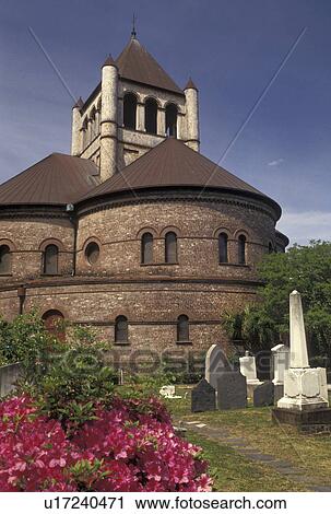 church, Charleston, South Carolina, SC, Circular Congregational Church in downtown Charleston in the spring. View Large Photo Image Stock Image - church, Charleston, South Carolina, SC, Circular Congregational Church in downtown Charleston in the spring.. Fotosearch