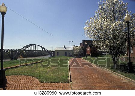 city park, Selma, Alabama, AL, Lafayette Park in Selma in the spring. View Large Photo Image Stock Image - city park, Selma, Alabama, AL, Lafayette Park in Selma in the spring.. Fotosearch