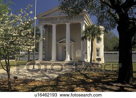 Stock Image -  college, Beaufort, USC, South Carolina, SC, University of South Carolina campus in Beaufort in the spring.. Fotosearch