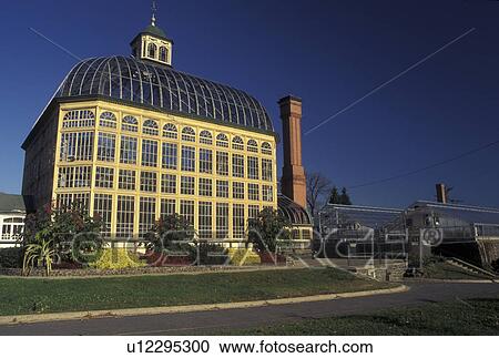 Stock Image -  conservatory, Baltimore, MD, Maryland, Baltimore City Conservatory The Palm House in Druid Hill Park in Baltimore.. Fotosearch