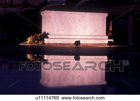 crypt, Martin Luther King, Atlanta, GA, MLK, Sweet Auburn, Georgia, Dr. Martin Luther King Jr. 's crypt reflects in the reflecting pool in the evening at The Martin Luther King Jr. Center for Non-violent Social Change at the Martin Luther King Jr. Nationa View Large Photo Image Stock Photo - crypt, Martin Luther King, Atlanta, GA, MLK, Sweet Auburn, Georgia, Dr. Martin Luther King Jr. 's crypt reflects in the reflecting pool in the evening at The Martin Luther King Jr. Center for Non-violent Social Change at the Martin Luther King Jr. Nationa. Fotosearch