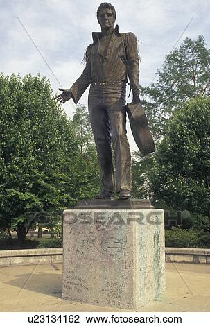 Elvis, Memphis, TN, Tennessee, The Elvis Presley Statue in a park in Memphis. View Large Photo Image Stock Image - Elvis, Memphis, TN, Tennessee, The Elvis Presley Statue in a park in Memphis.. Fotosearch