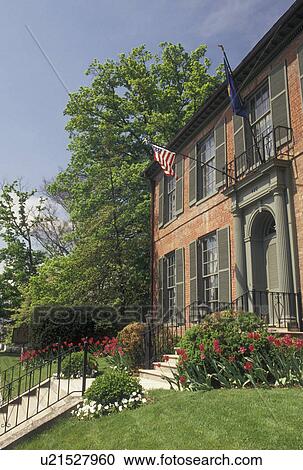 Frankfort, KY, Kentucky, Old Governor's Mansion a federal-style building in Frankfort in the spring. View Large Photo Image Stock Image - Frankfort, KY, Kentucky, Old Governor's Mansion a federal-style building in Frankfort in the spring.. Fotosearch
