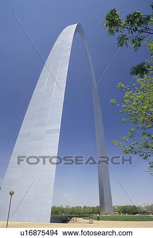 Picture -  Gateway Arch, St. Louis, MO, Missouri, The Gateway Arch, Jefferson National Expansion Memorial, in Saint Louis in the spring. Gateway to the West.. Fotosearch
