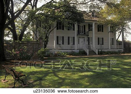Georgetown, South Carolina, SC, Harold Kaminski House a rice planter's estate in Georgetown in the spring. View Large Photo Image Stock Photograph - Georgetown, South Carolina, SC, Harold Kaminski House a rice planter's estate in Georgetown in the spring.. Fotosearch