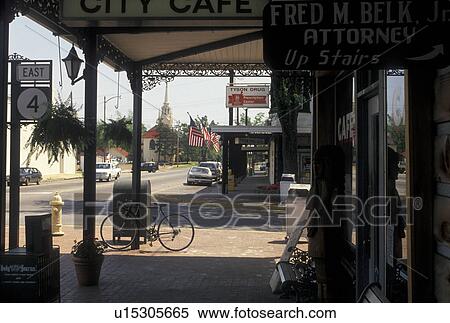 Stock Photography -  Holly Springs, MS, Mississippi, Main Street in downtown Holly Springs. . Fotosearch