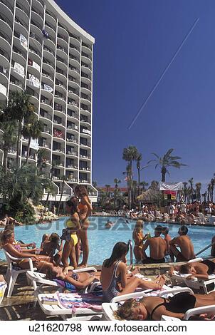Pictures Of Hotel Pool Panama City Beach Fl Florida Gulf Hotel Pool Panama City Beach Fl Florida Gulf Of Mexico Crowd College Students On Spring Break Enjoying A Day Poolside At Holiday Inn The