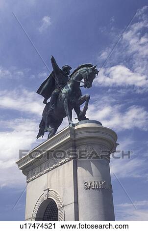 Stock Image -  Houston, TX, Texas, Equestrian statue of General Sam Houston stands at the entrance to Hermann Park in Houston.. Fotosearch