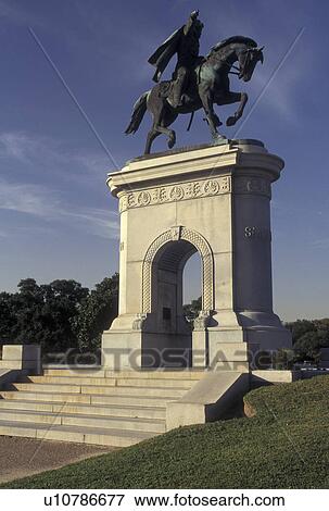 Houston, TX, Texas, Equestrian statue of General Sam Houston stands at the entrance to Hermann Park in Houston. View Large Photo Image Stock Photo -  Houston, TX, Texas, Equestrian statue of General Sam Houston stands at the entrance to Hermann Park in Houston.. Fotosearch