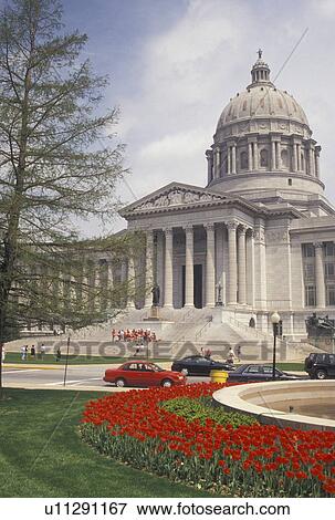 Jefferson City, Missouri, State Capitol, MO, State House, Red tulips decorate the grounds of the Missouri State Capitol in Jefferson City in the spring. View Large Photo Image Stock Photo -  Jefferson City, Missouri, State Capitol, MO, State House, Red tulips decorate the grounds of the Missouri State Capitol in Jefferson City in the spring.. Fotosearch