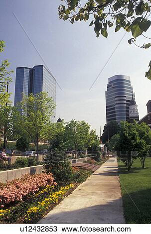 Knoxville, TN, Tennessee, Skyline of downtown Knoxville. View Large Photo Image Stock Image - Knoxville, TN, Tennessee, Skyline of downtown Knoxville.. Fotosearch
