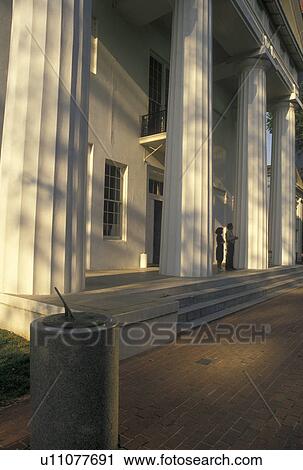 Stock Image -  Little Rock, AR, Arkansas, Old State House Museum in the capital city of Little Rock.. Fotosearch