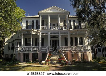 mansion, Beaufort, South Carolina, antebellum, SC, Historic House in the Historic District in the town of Beaufort in the spring. View Large Photo Image Stock Photo - mansion, Beaufort, South Carolina, antebellum, SC, Historic House in the Historic District in the town of Beaufort in the spring.. Fotosearch