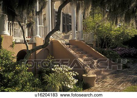 mansion, South Carolina, Beaufort, antebellum, SC, The Thomas Fuller House (Tabby Manse) in the Historic District in the town of Beaufort in the spring. View Large Photo Image Stock Image - mansion, South Carolina, Beaufort, antebellum, SC, The Thomas Fuller House (Tabby Manse) in the Historic District in the town of Beaufort in the spring.. Fotosearch