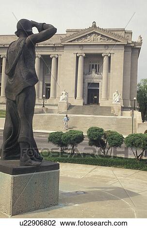 Memphis, TN, Tennessee, Christopher Columbus Statue outside the Courthouse in Memphis. View Large Photo Image Stock Image - Memphis, TN, Tennessee, Christopher Columbus Statue outside the Courthouse in Memphis.. Fotosearch