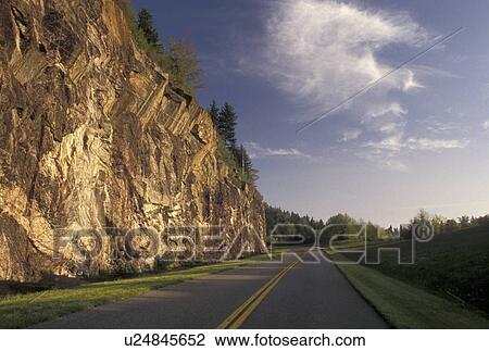 NC, Blue Ridge Parkway, North Carolina, The Blue Ridge Parkway is a scenic drive through the mountains of North Carolina. View Large Photo Image Stock Image - NC, Blue Ridge Parkway, North Carolina, The Blue Ridge Parkway is a scenic drive through the mountains of North Carolina.. Fotosearch