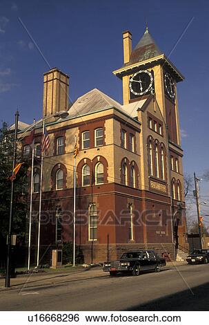 New Bern, North Carolina, NC, City Hall in downtown New Bern View Large Photo Image Stock Photograph - New Bern, North Carolina, NC, City Hall in downtown New Bern. Fotosearch