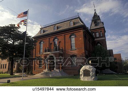 New Bern, North Carolina, NC, Craven County Courthouse in New Bern in the spring. View Large Photo Image Picture - New Bern, North Carolina, NC, Craven County Courthouse in New Bern in the spring.. Fotosearch
