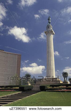 New Orleans, Louisiana, LA, Lee Monument at Lee Circle in downtown New Orleans. View Large Photo Image Stock Image - New Orleans, Louisiana, LA, Lee Monument at Lee Circle in downtown New Orleans.. Fotosearch