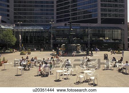 outdoor cafT, Cincinnati, OH, Ohio, Outdoor cafT in Fountain Square in downtown Cincinnati. View Large Photo Image Picture - outdoor cafT, Cincinnati, OH, Ohio, Outdoor cafT in Fountain Square in downtown Cincinnati.. Fotosearch