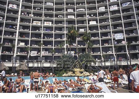 Pictures Of Pool Hotel Panama City Beach Fl Florida Gulf Pool Hotel Panama City Beach Fl Florida Gulf Of Mexico Crowd College Students On Spring Break Enjoying A Day Poolside At Holiday Inn The