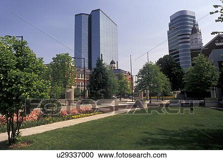 skyline, Knoxville, TN, Tennessee, Skyline of downtown Knoxville. View Large Photo Image Stock Image - skyline, Knoxville, TN, Tennessee, Skyline of downtown Knoxville.. Fotosearch