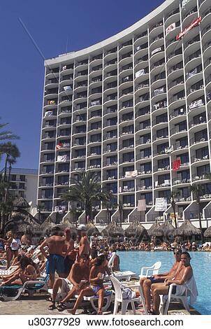Stock Photograph Of Spring Break Pool Panama City Beach Fl Of Spring Break Pool Panama City Beach Fl Florida Gulf Mexico Crowd College Students On Enjoying A Day Poolside At Holiday Inn