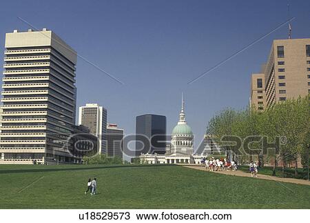 St. Louis, MO, Missouri, The Old Courthouse and park in downtown Saint Louis. View Large Photo Image Stock Image - St. Louis, MO, Missouri, The Old Courthouse and park in downtown Saint Louis. . Fotosearch