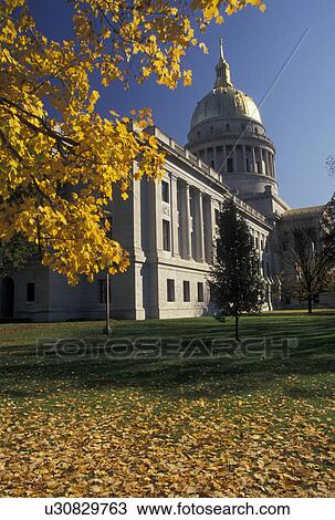 State Capitol, Charleston, WV, State House, West Virginia, West Virginia State Capitol Building in the capital city of Charleston in autumn. View Large Photo Image Stock Image - State Capitol, Charleston, WV, State House, West Virginia, West Virginia State Capitol Building in the capital city of Charleston in autumn.. Fotosearch