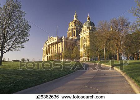 State Capitol, Des Moines, IA, Iowa, State House, Iowa State Capitol in the capital city of Des Moines. View Large Photo Image Stock Photograph - State Capitol, Des Moines, IA, Iowa, State House, Iowa State Capitol in the capital city of Des Moines.. Fotosearch