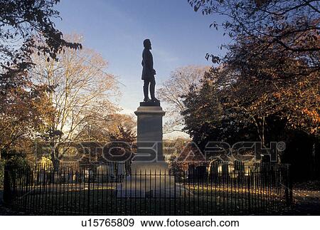 Stock Photo -  Stonewall Jackson, Lexington, VA, Virginia, Statue and gravesite of Stonewall Jackson at the Stonewall Jackson Memorial Cemetery in Lexington in the fall.. Fotosearch