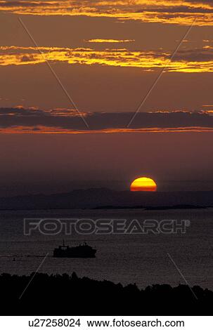 sunset, Quebec City, Canada, Quebec, Sunset over the St. Lawrence River (Fleuve Saint Laurent) in Quebec. View Large Photo Image Picture - sunset, Quebec City, Canada, Quebec, Sunset over the St. Lawrence River (Fleuve Saint Laurent) in Quebec.. Fotosearch