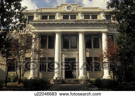 Stock Image -  University of South Carolina, Columbia, university, SC, USC, South Carolina, Wardlaw College on the campus of the University of South Carolina in Columbia.. Fotosearch