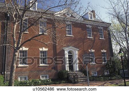 Alexandria, VA, Virginia, Boyhood Home of Robert E. Lee in downtown Alexandria. View Large Photo Image Stock Photograph - Alexandria, VA, Virginia, Boyhood Home of Robert E. Lee in downtown Alexandria.. Fotosearch