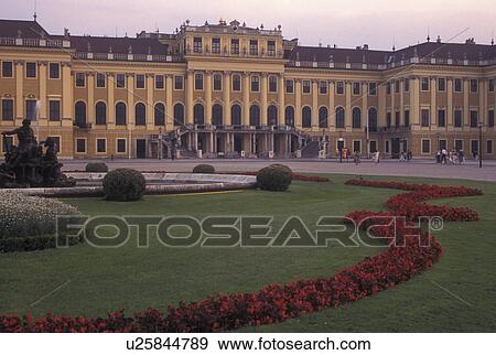 castle, Austria, Vienna, Wien, Schloss Schonbrunn, a 1440-room summer palace View Large Photo Image Stock Photo - castle, Austria, Vienna, Wien, Schloss Schonbrunn, a 1440-room summer palace. Fotosearch
