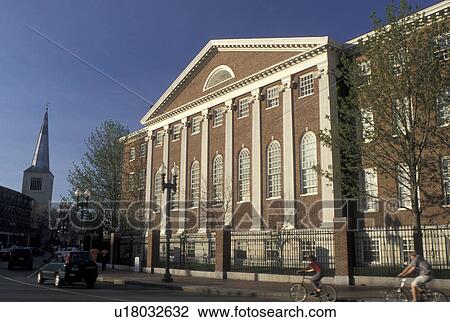 Stock Image -  Harvard, Cambridge, Boston, MA, Massachusetts, Building on the campus of Harvard University.. Fotosearch