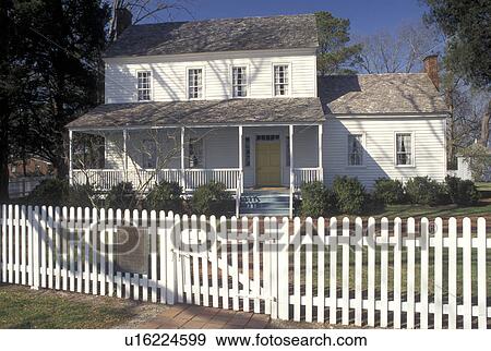 NC, North Carolina, Bath, Bonner House at Historic Bath State Historic Site. View Large Photo Image Stock Photo - NC, North Carolina, Bath, Bonner House at Historic Bath State Historic Site.. Fotosearch