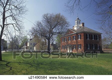 New Bern, NC, North Carolina, New Bern Academy in New Bern in the spring. View Large Photo Image Picture - New Bern, NC, North Carolina, New Bern Academy in New Bern in the spring.. Fotosearch