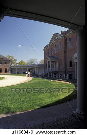 New Bern, NC, North Carolina, Tyron Palace at Tyron Palace Historic Sites and Gardens in New Bern. View Large Photo Image Stock Photo - New Bern, NC, North Carolina, Tyron Palace at Tyron Palace Historic Sites and Gardens in New Bern.. Fotosearch